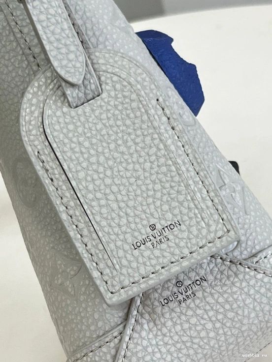 WIS VUITTON LOUIS PM HOBO CRUISER 0808